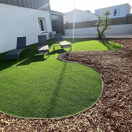 Vila Avec Piscine Et