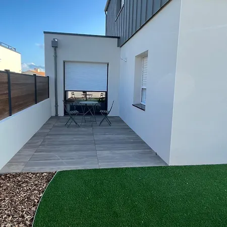 Vila Avec Piscine Et