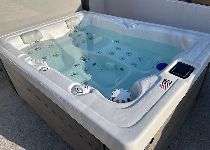 Avec Piscine Et Villa Saint-Gilles-Croix-de-Vie